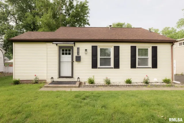 $161,000 | 1012 East Paris Avenue, Peoria Heights, IL 61616