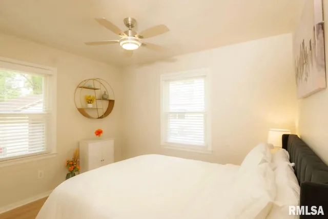 $161,000 | 1012 East Paris Avenue, Peoria Heights, IL 61616