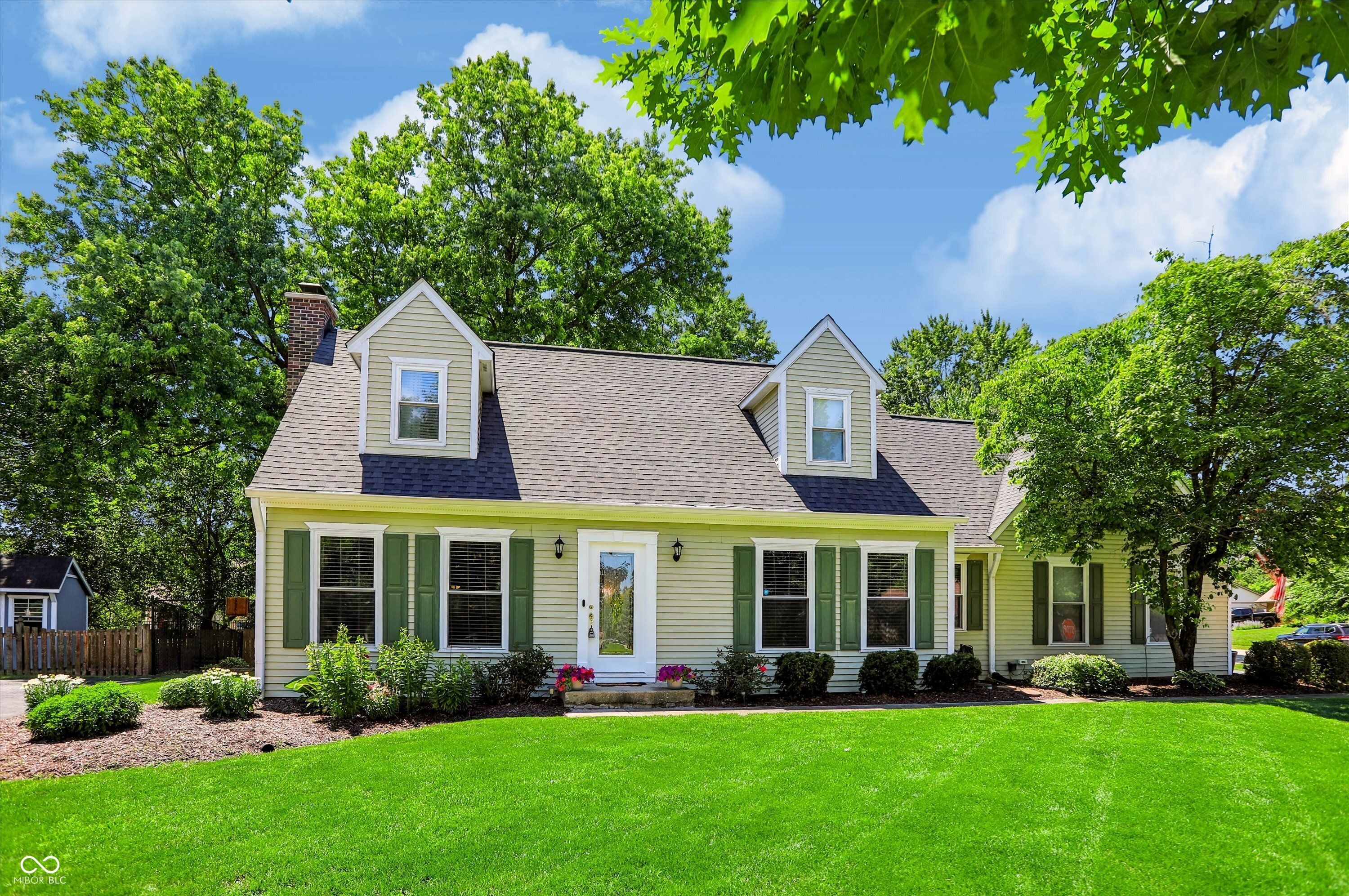 12800 Wembly Road Carmel, IN 46033 - Photo 3 of 47 Gallery Image 3