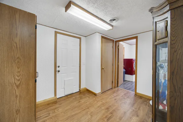 $190,000 | 416 South Chestnut Street, Le Roy, IL 61752