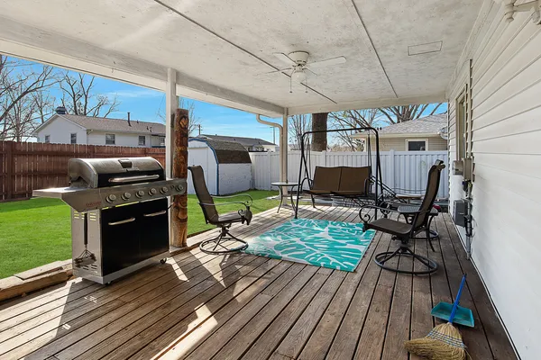 $190,000 | 416 South Chestnut Street, Le Roy, IL 61752