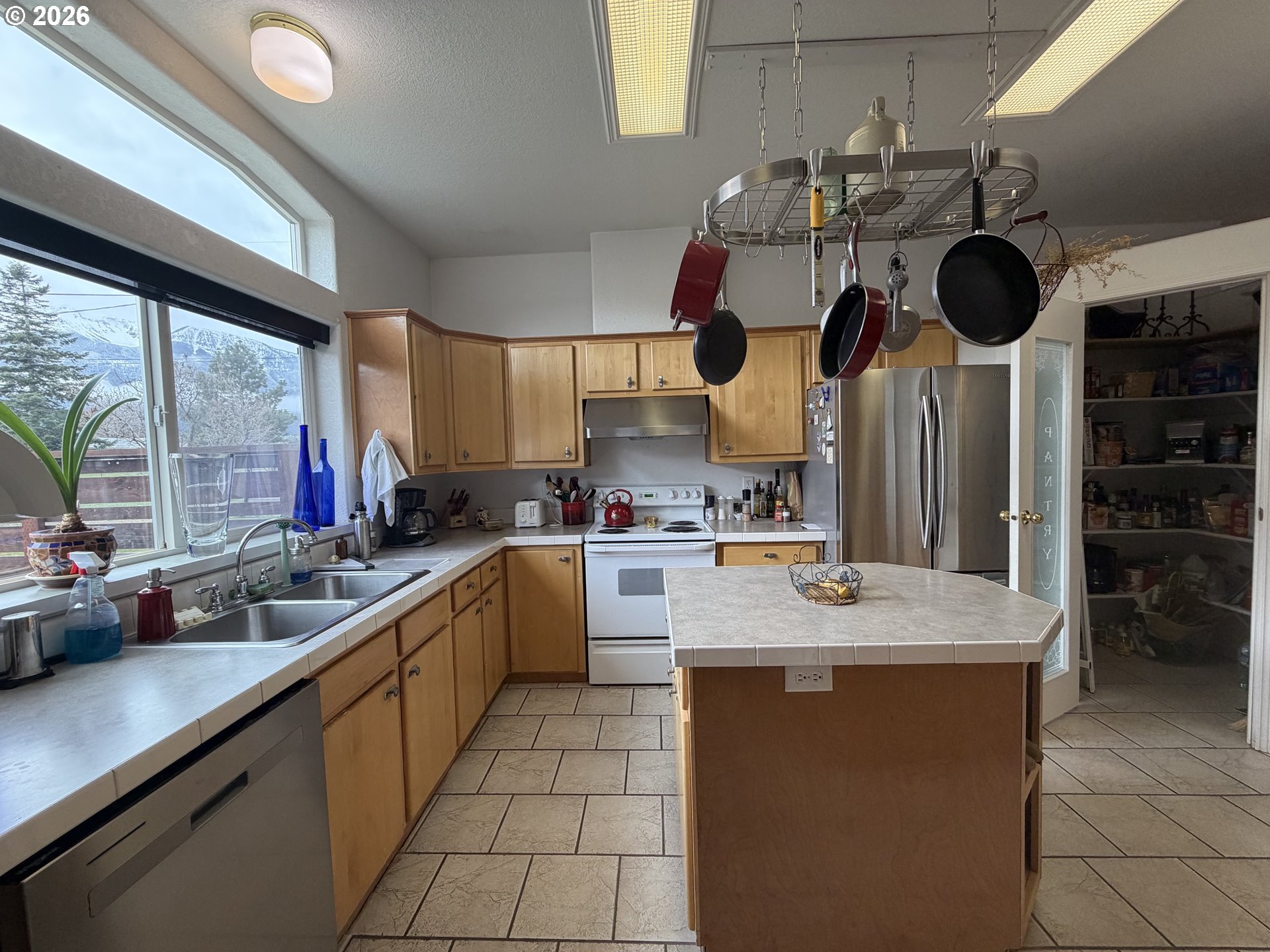 404 South College Street Joseph, OR 97846 - Photo 11 of 48