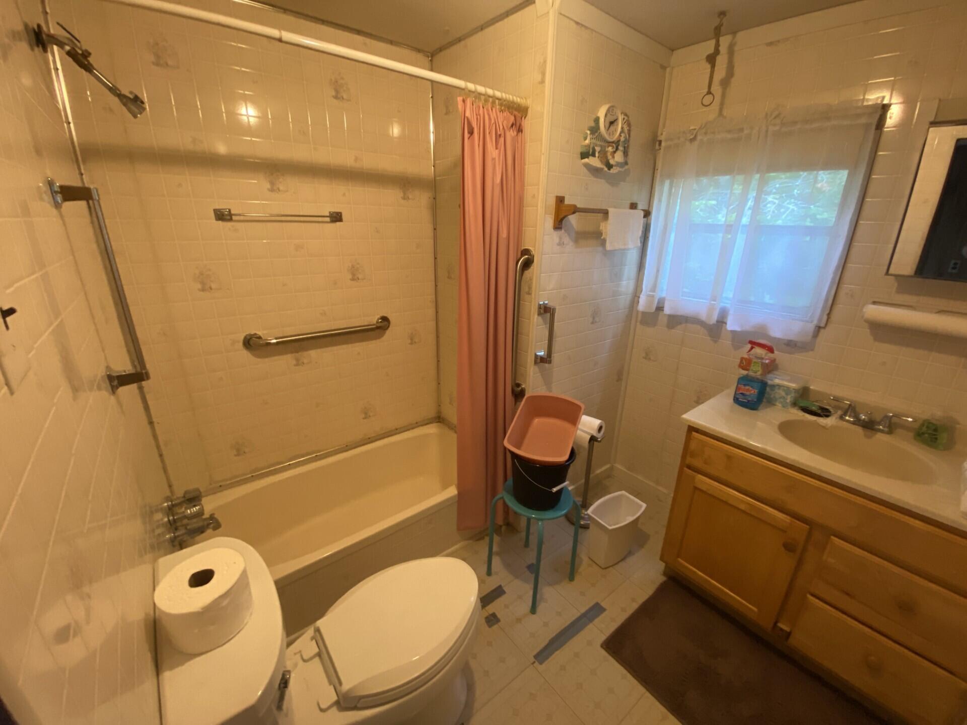 805 Brooks Road Knox, ME 04986 - Photo 8 of 11 Bathroom