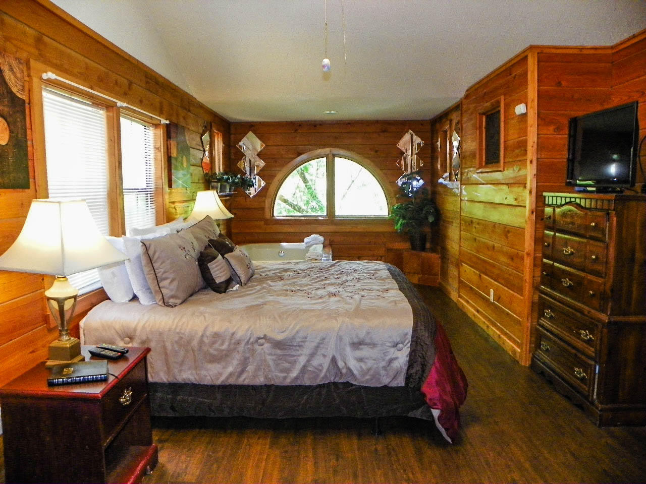 1890 Pittman Center Road, Unit 2 Sevierville, TN 37876 - Photo 13 of 34 103_3466