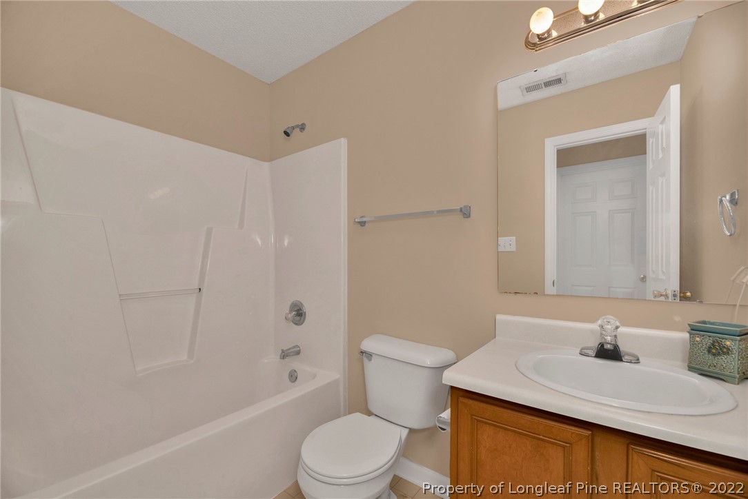 424 Bramblegate Road Hope Mills, NC 28348 - Photo 18 of 29 Gallery Image 18