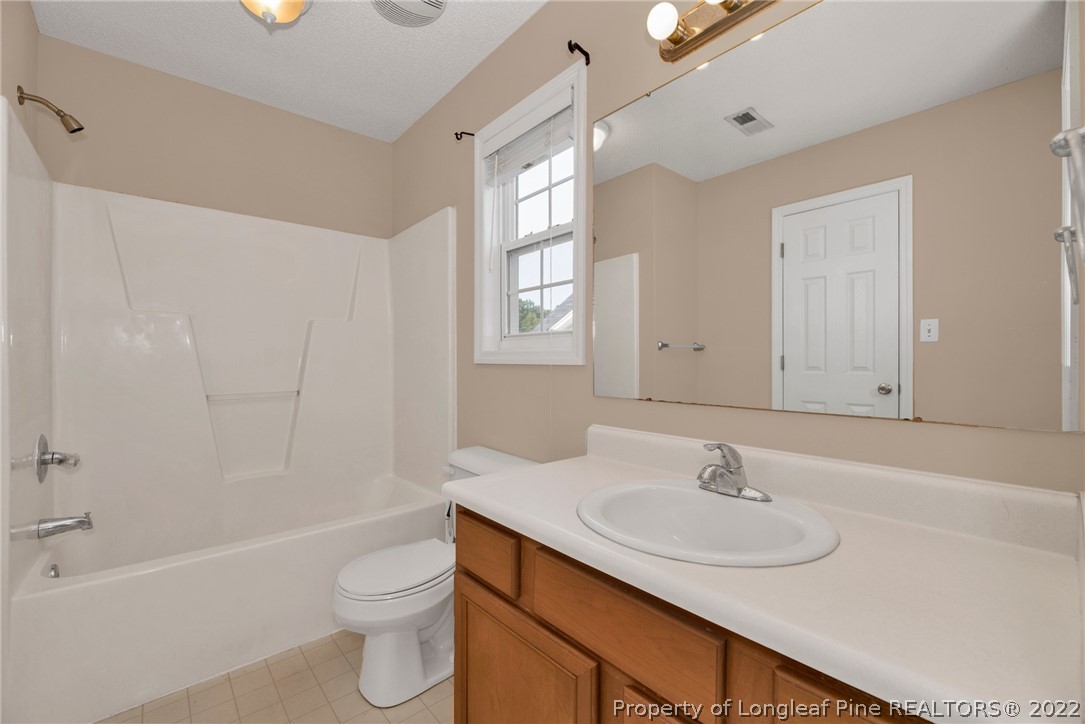 424 Bramblegate Road Hope Mills, NC 28348 - Photo 23 of 29 Gallery Image 23