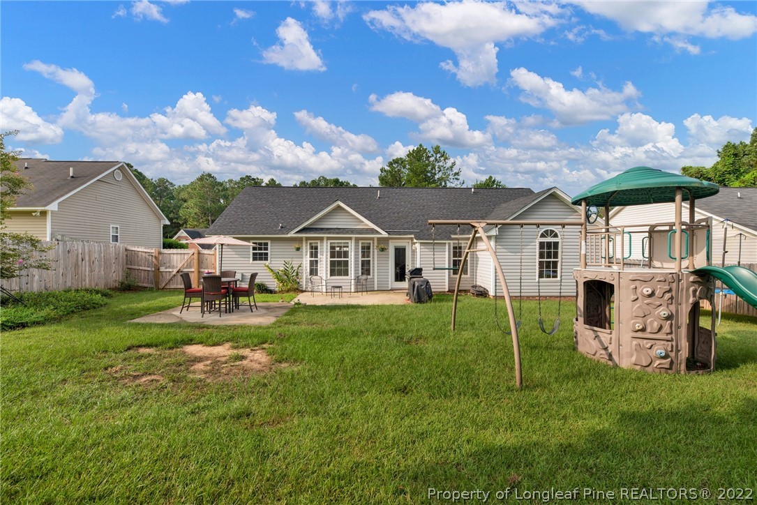 424 Bramblegate Road Hope Mills, NC 28348 - Photo 27 of 29 Gallery Image 27
