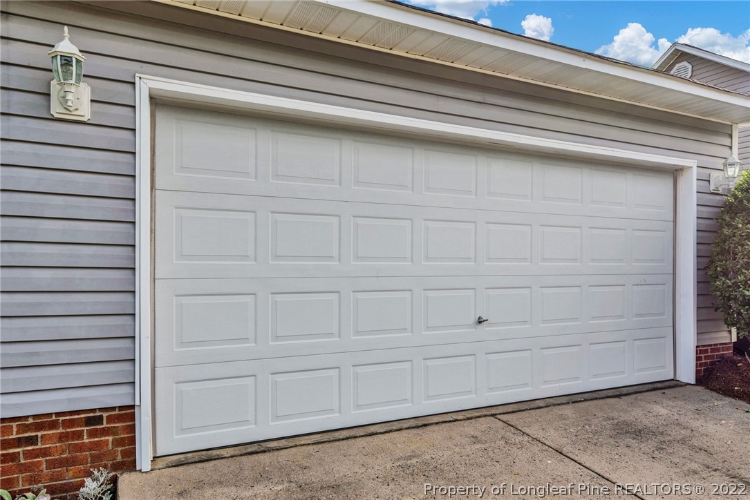 424 Bramblegate Road Hope Mills, NC 28348 - Photo 3 of 29 Gallery Image 3