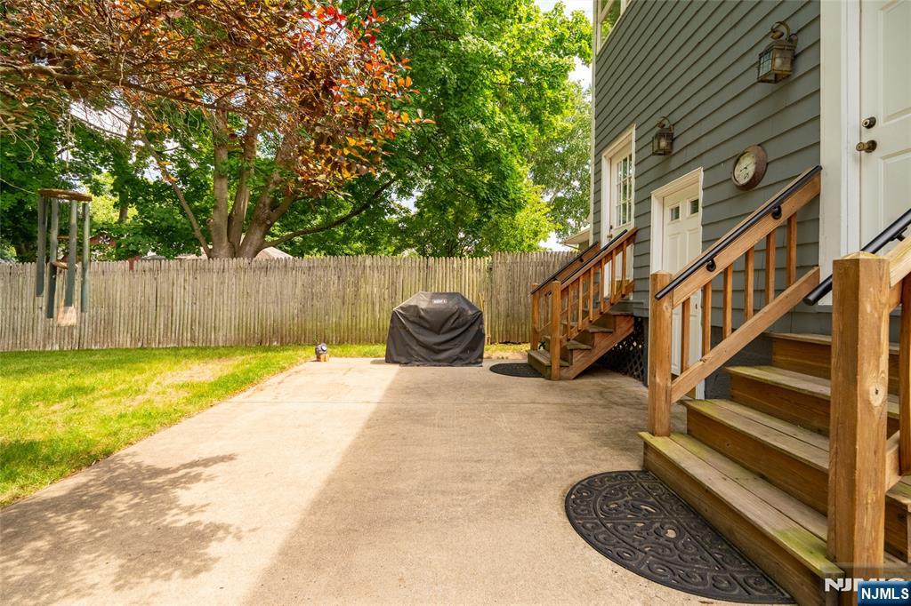 423 Closter Dock Road Closter, NJ 07624 - Photo 37 of 40