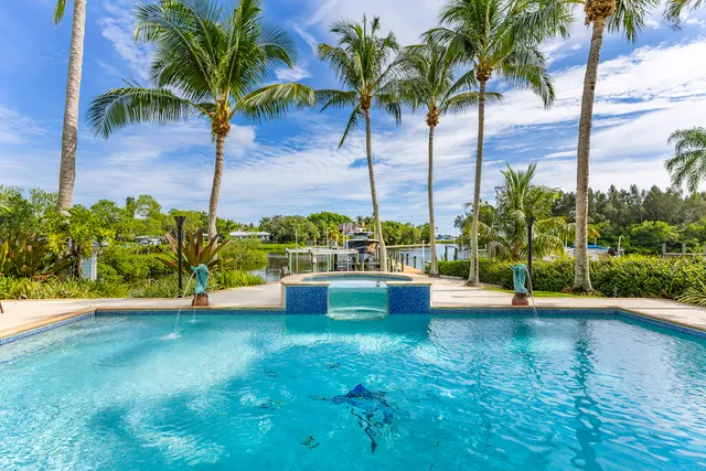 $4,950,000 | 2897 Southeast St Lucie Boulevard, Stuart, FL 34997