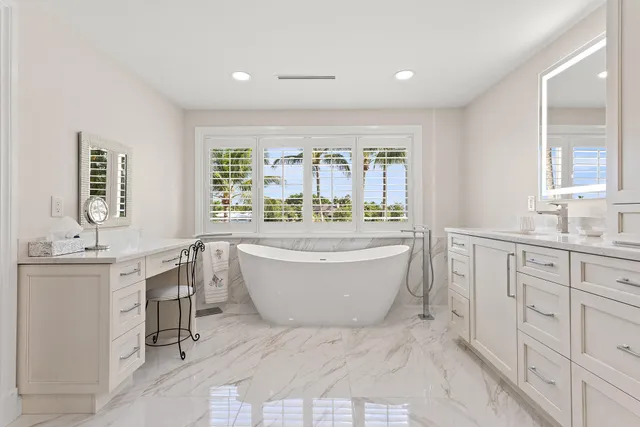 $4,950,000 | 2897 Southeast St Lucie Boulevard, Stuart, FL 34997