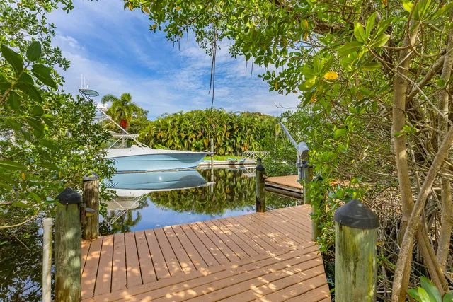 $4,950,000 | 2897 Southeast St Lucie Boulevard, Stuart, FL 34997