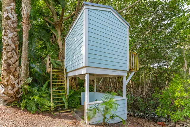 $4,950,000 | 2897 Southeast St Lucie Boulevard, Stuart, FL 34997