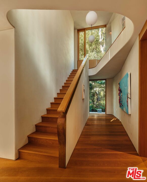 800 Brooktree Road Pacific Palisades, CA 90272 - Photo 12 of 27