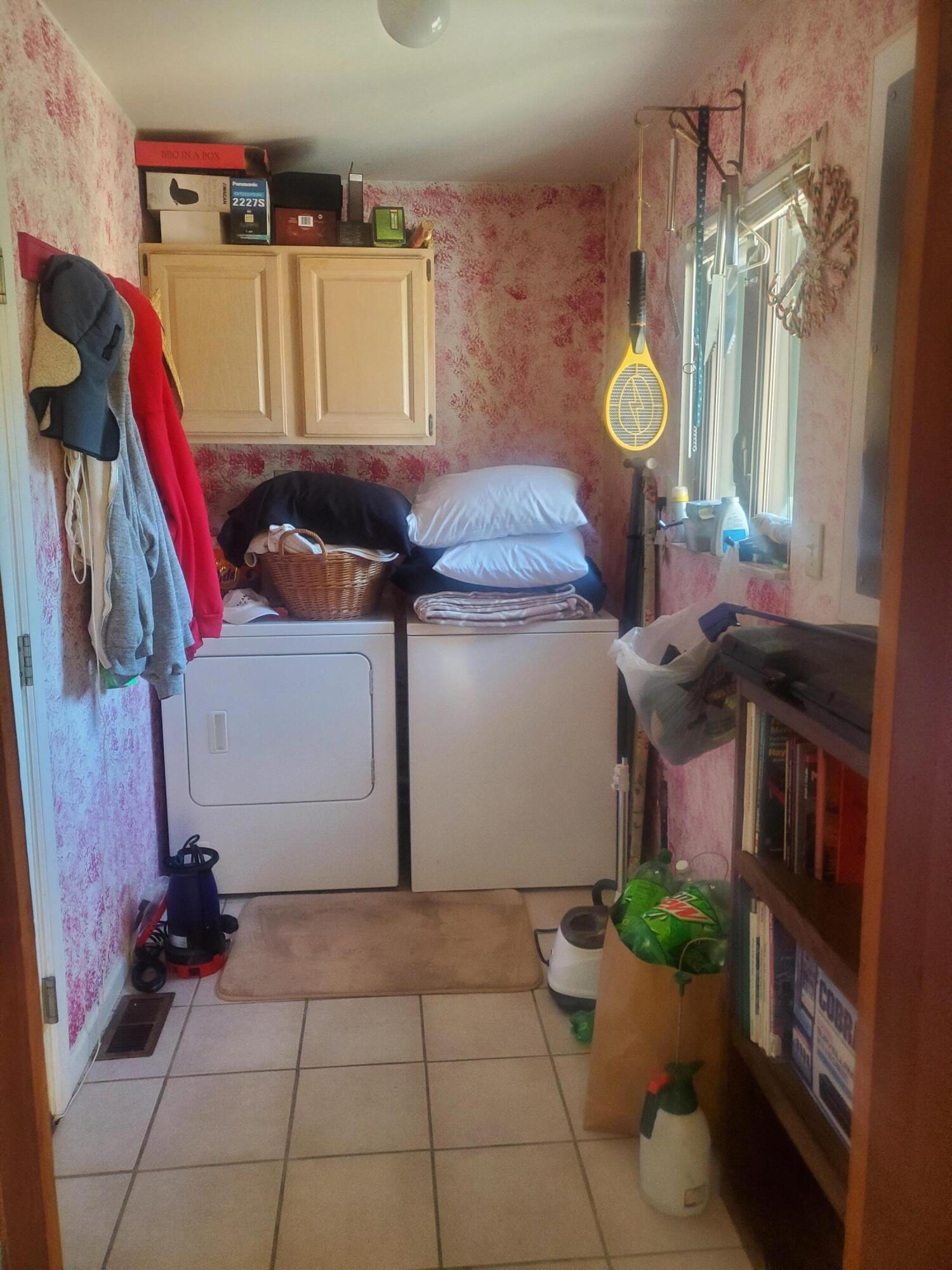 26215 Beverly Road Taylor, MI 48180 - Photo 14 of 16 utility