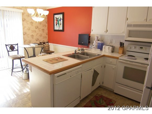 880 Spring Forest Road, Unit F4 Greenville, NC 27834 - Photo 4 of 17 Additional Photo