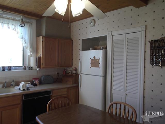 3122 North Rangeline Road, Unit 1 Huntington, IN 46750 - Photo 5 of 22 Gallery Image 5