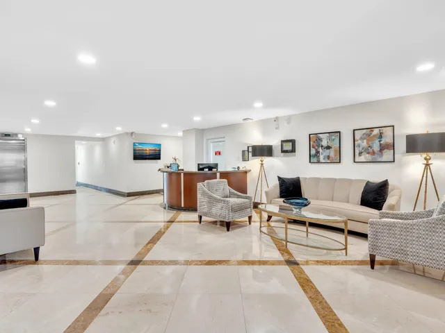 $665,000 | 2200 South Ocean Boulevard, Unit 805, Delray Beach, FL 33483