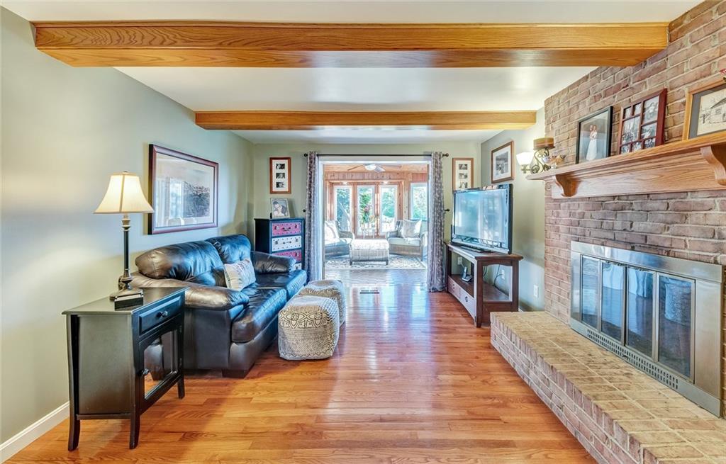 1770 Hassam Road Coraopolis, PA 15108 - Photo 11 of 25 Gallery Image 11
