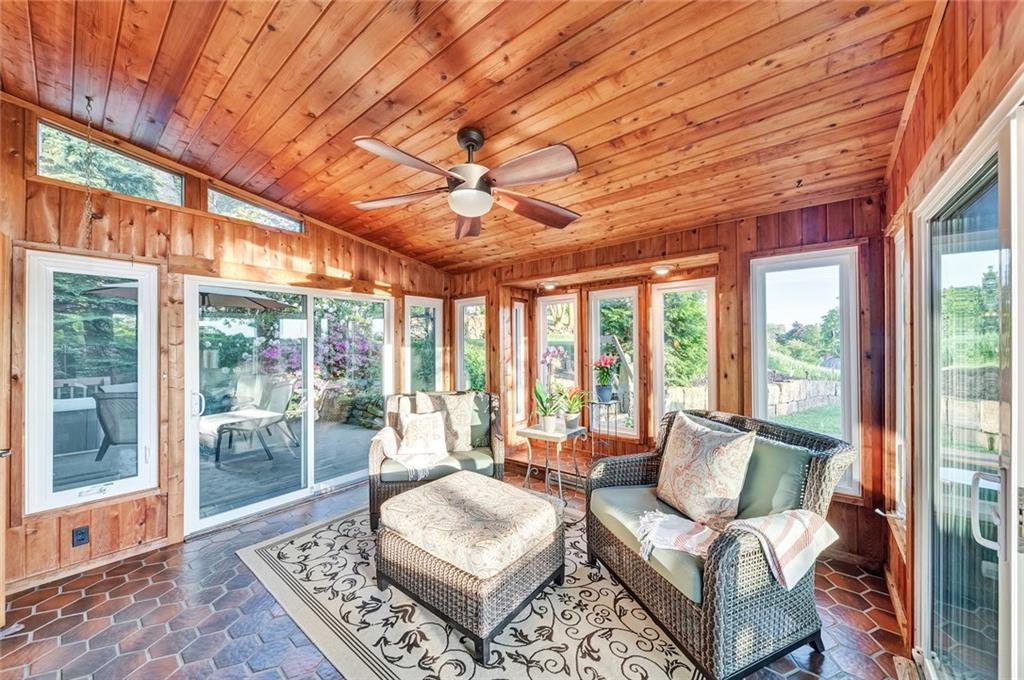 1770 Hassam Road Coraopolis, PA 15108 - Photo 12 of 25 Gallery Image 12