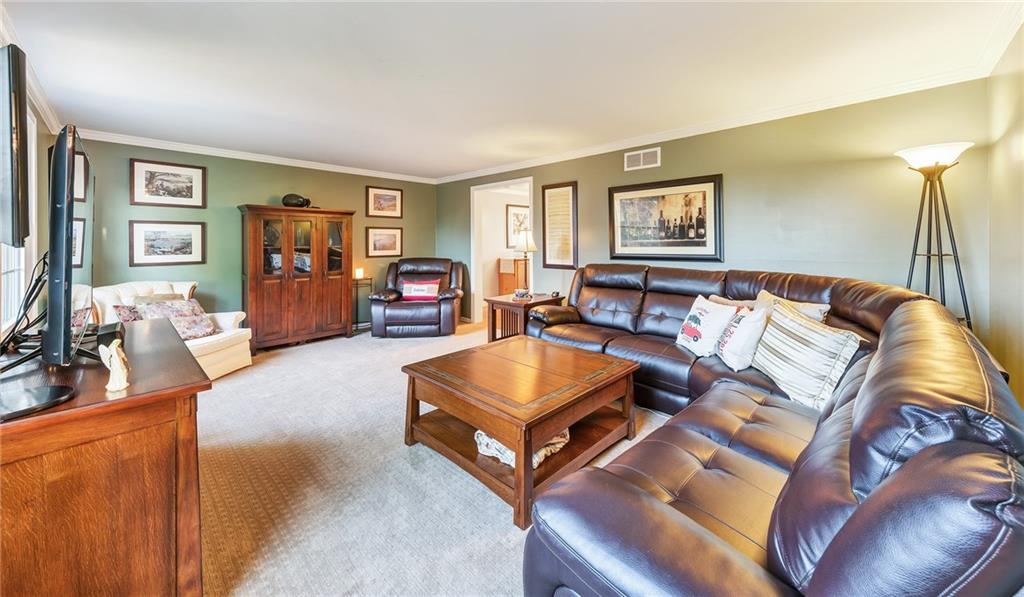 1770 Hassam Road Coraopolis, PA 15108 - Photo 4 of 25 Gallery Image 4