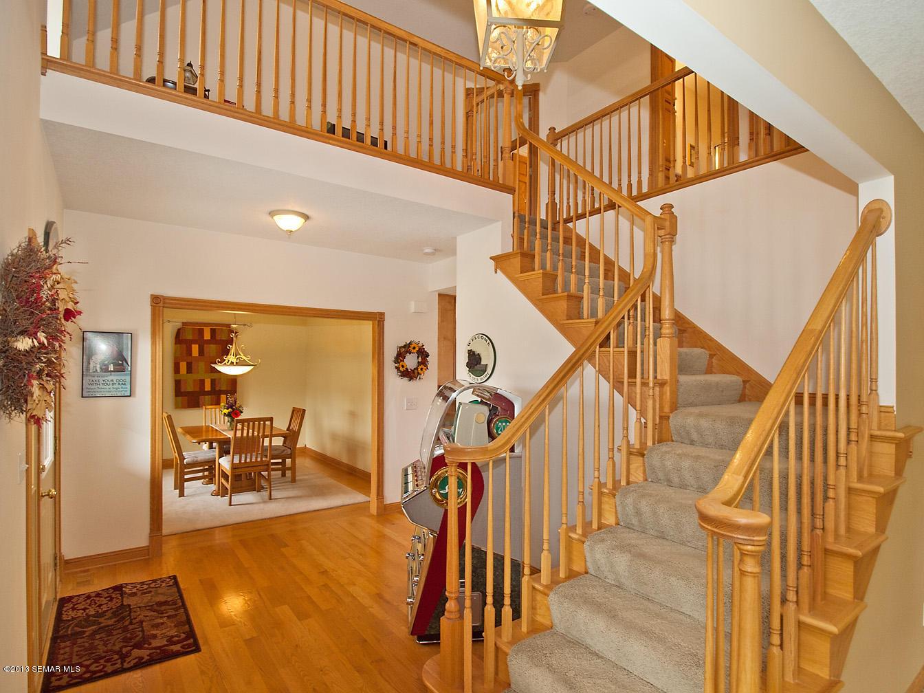 1108 Golfers Court Southeast Rochester, MN 55904 - Photo 10 of 31 Gallery Image 10