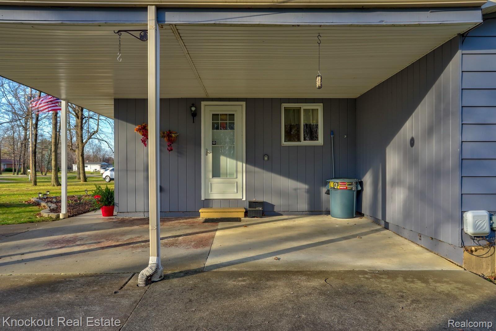 1165 Ransom Drive Flint, MI 48507 - Photo 27 of 40 1165 Ransom Dr Flint-5.jpg