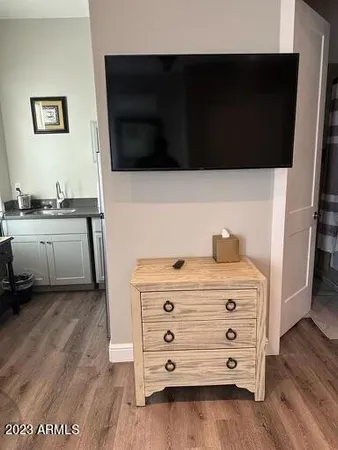 $1,300 | 18233 North 13th Place, Unit 2, Phoenix, AZ 85022