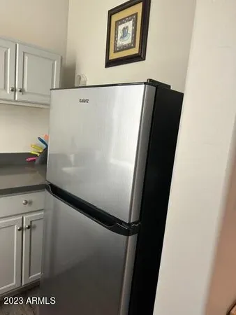 $1,300 | 18233 North 13th Place, Unit 2, Phoenix, AZ 85022