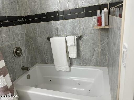 18233 North 13th Place, Unit 2 Phoenix, AZ 85022 - Photo 6 of 13 PHOTO-2023-02-13-15-03-01 (7)