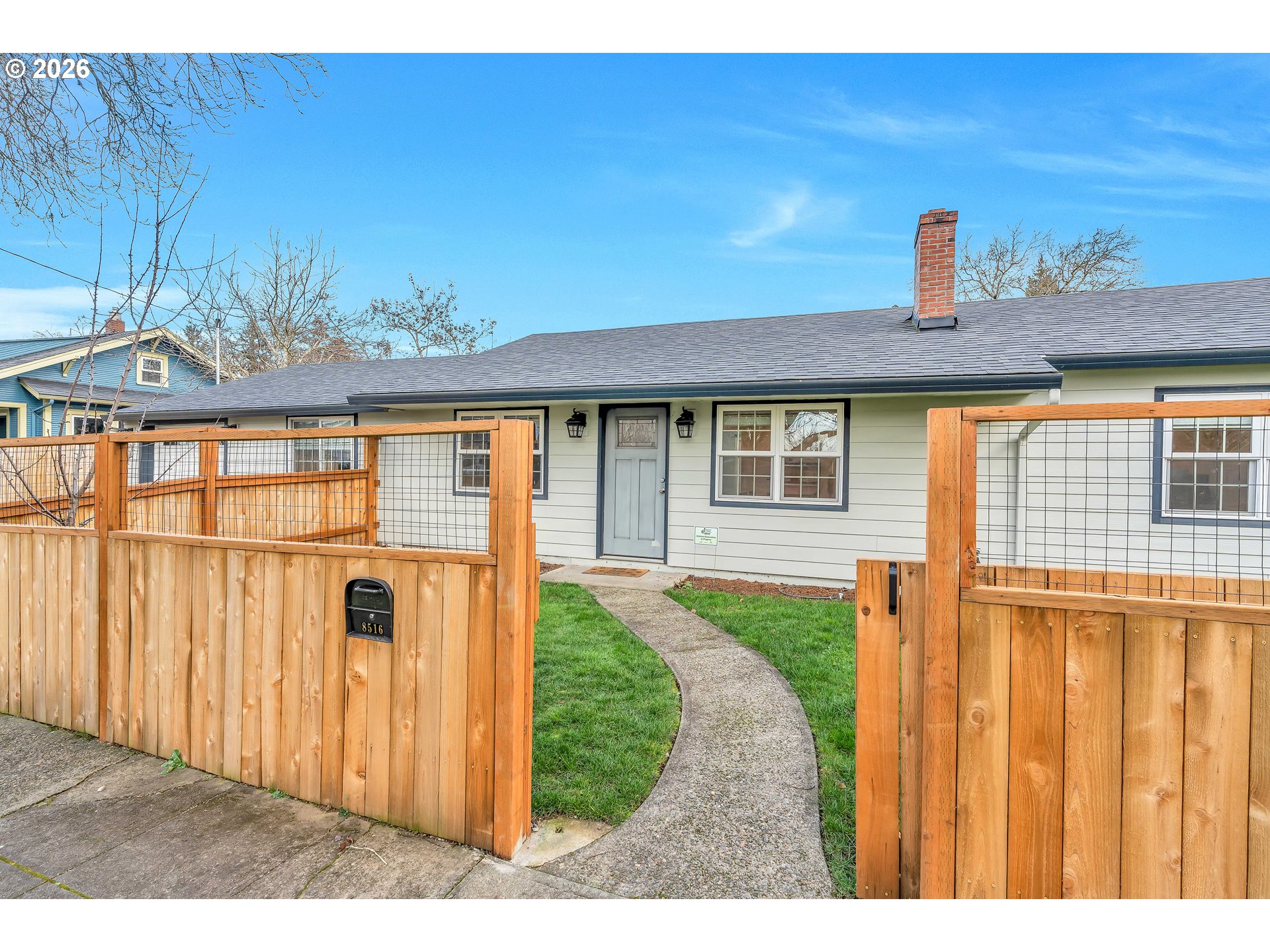 8516 North Calhoun Avenue Portland, OR 97203 - Photo 4 of 44