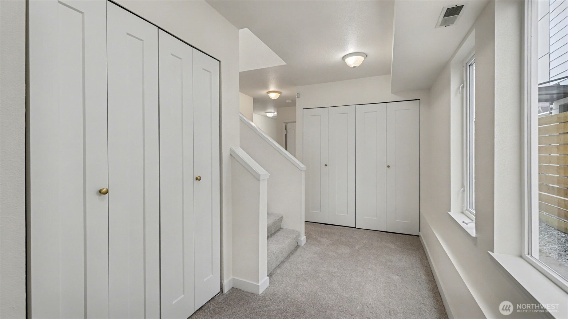 9029 17th Avenue Southwest Seattle, WA 98106 - Photo 16 of 26