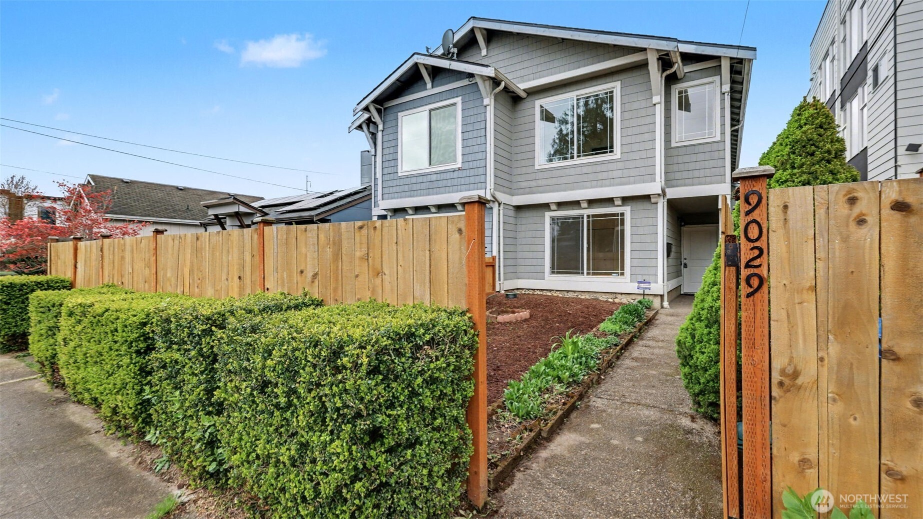 9029 17th Avenue Southwest Seattle, WA 98106 - Photo 2 of 26