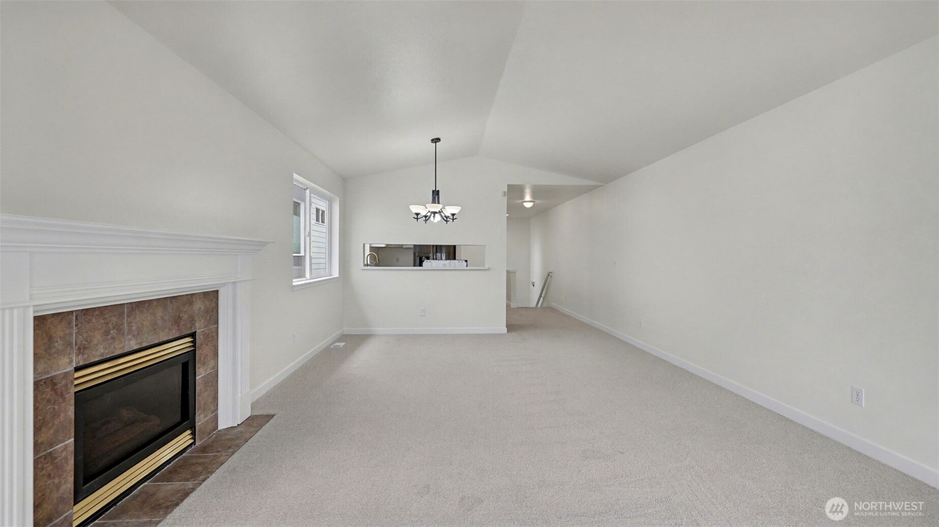 9029 17th Avenue Southwest Seattle, WA 98106 - Photo 4 of 26