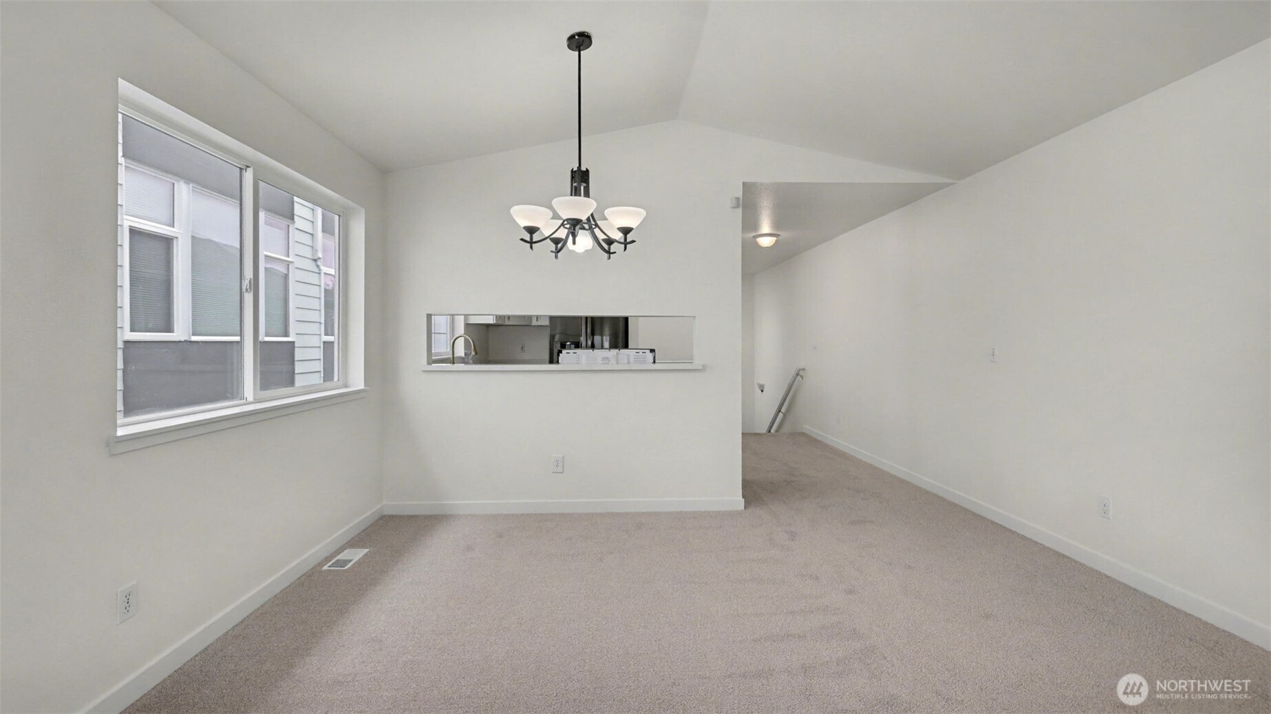 9029 17th Avenue Southwest Seattle, WA 98106 - Photo 6 of 26