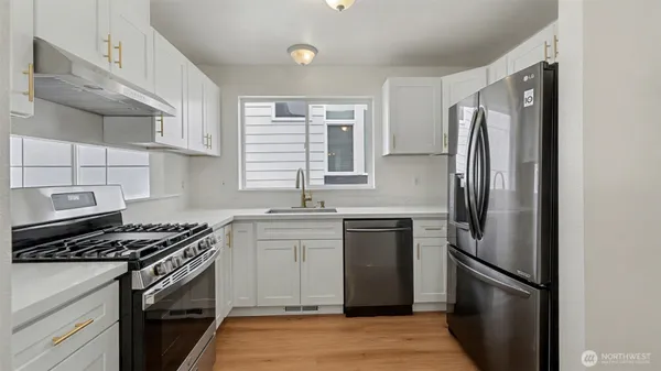 $680,000 | 9029 17th Avenue Southwest, Seattle, WA 98106