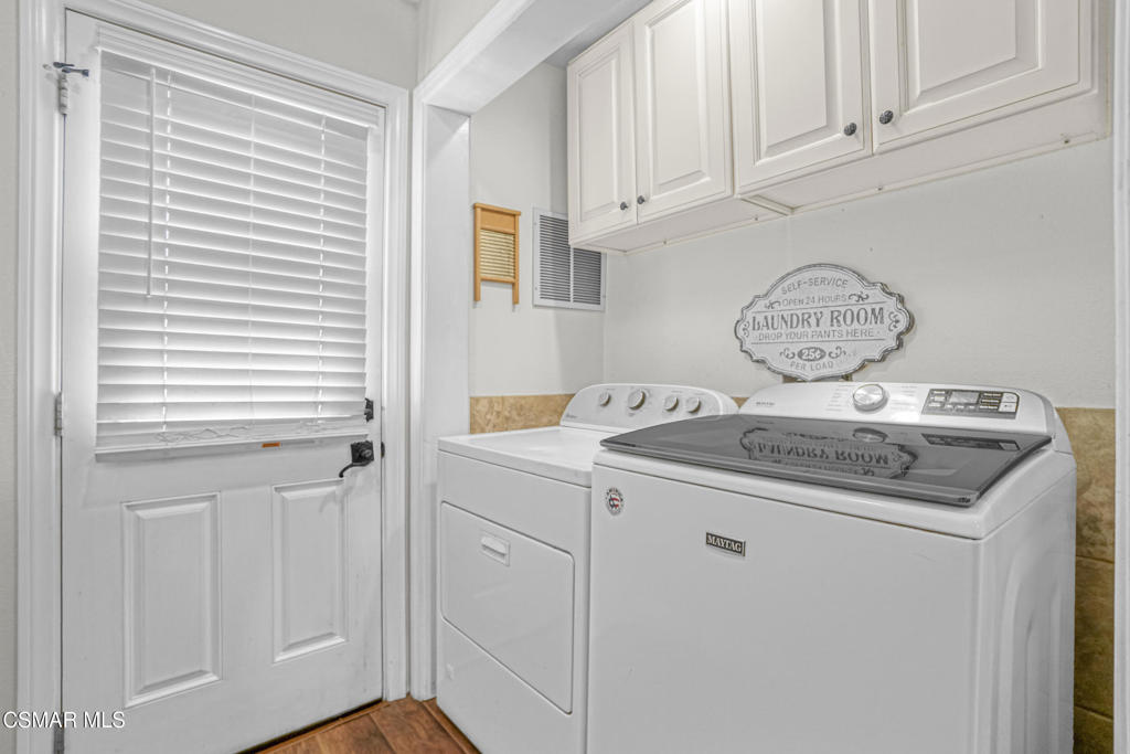 7368 Santa Susana Pass Road Simi Valley, CA 93063 - Photo 25 of 48 a utility room with washer and dryer