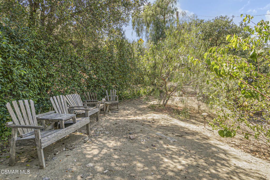 7368 Santa Susana Pass Road Simi Valley, CA 93063 - Photo 35 of 48
