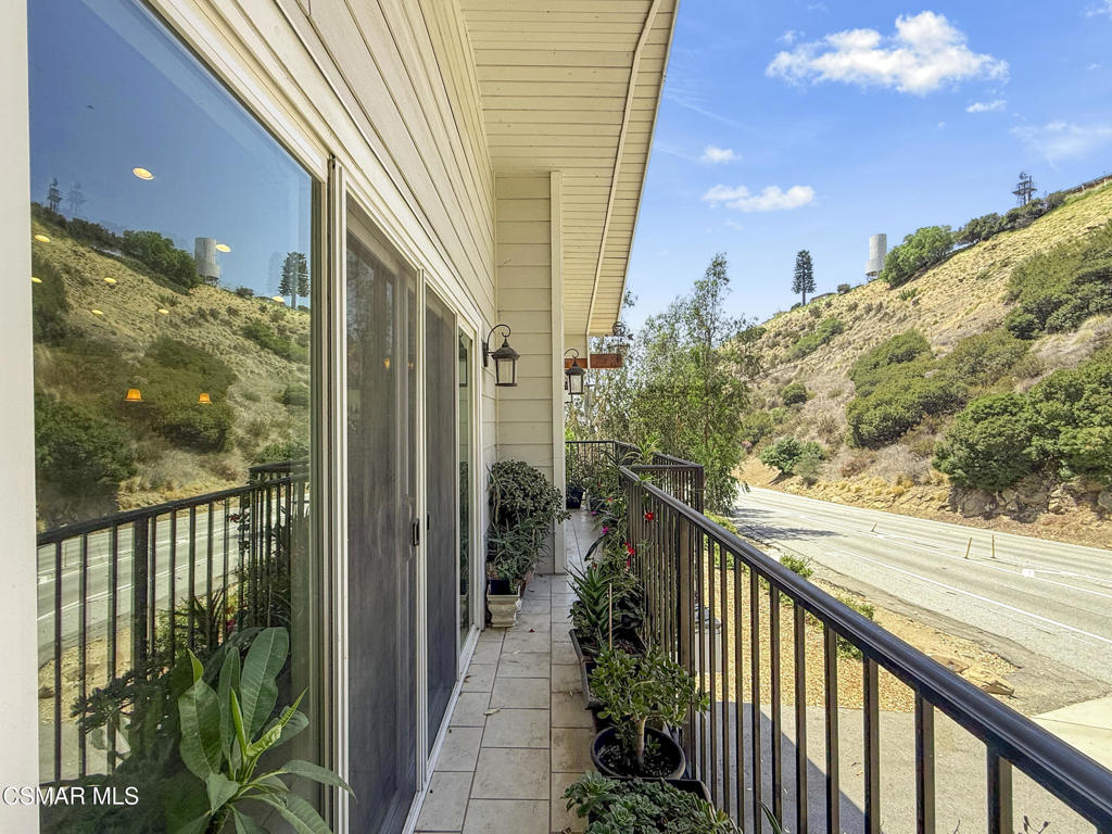7368 Santa Susana Pass Road Simi Valley, CA 93063 - Photo 41 of 48 a view of a balcony