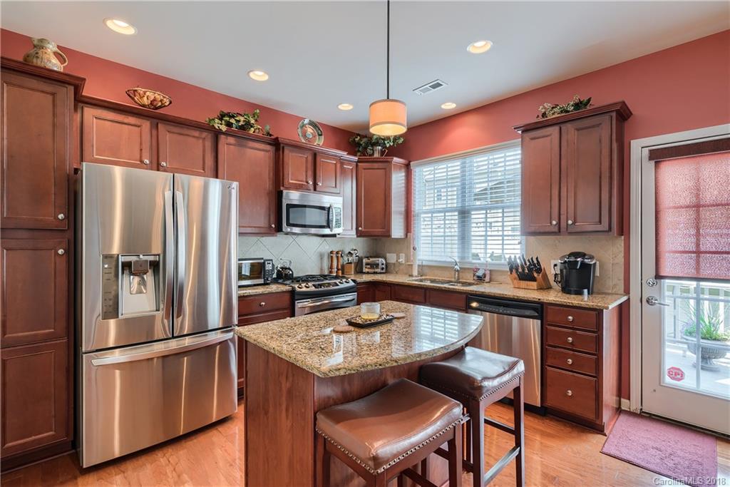 923 Lyndley Drive Fort Mill, SC 29708 - Photo 10 of 34 Gallery Image 10