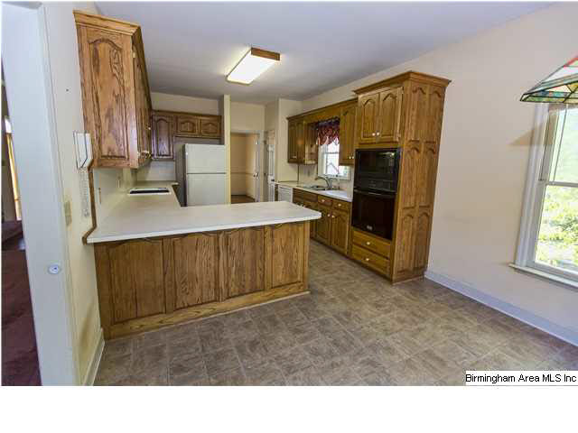 2808 Crossgate Circle Birmingham, AL 35216 - Photo 11 of 32