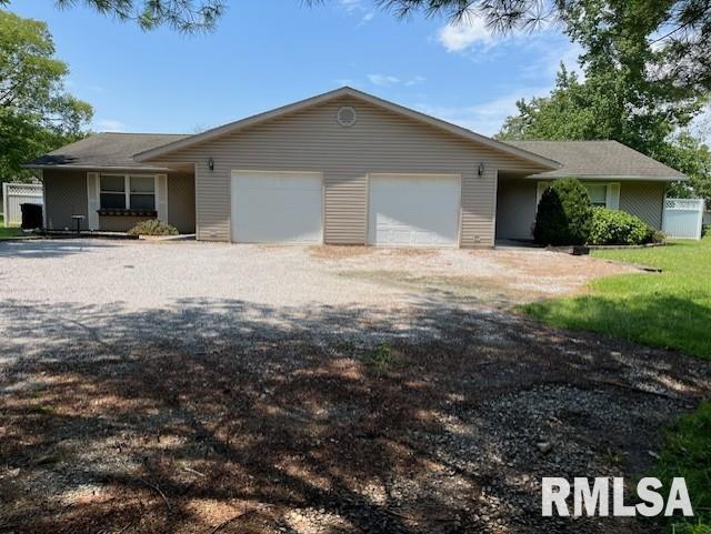 5443 Country Club Road Murphysboro, IL 62966 - Photo 4 of 12 Gallery Image 4