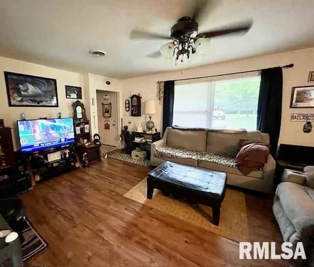 5443 Country Club Road Murphysboro, IL 62966 - Photo 10 of 12 Gallery Image 10