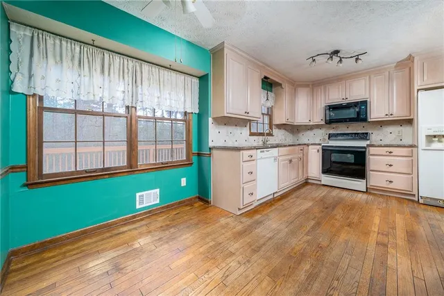 $550,000 | 4032 Ashmont Court, Marietta, GA 30062