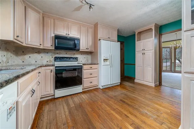 $550,000 | 4032 Ashmont Court, Marietta, GA 30062