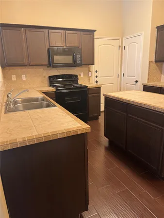 $1,795 | 1112 Brendon Lee Lane, Georgetown, TX 78626