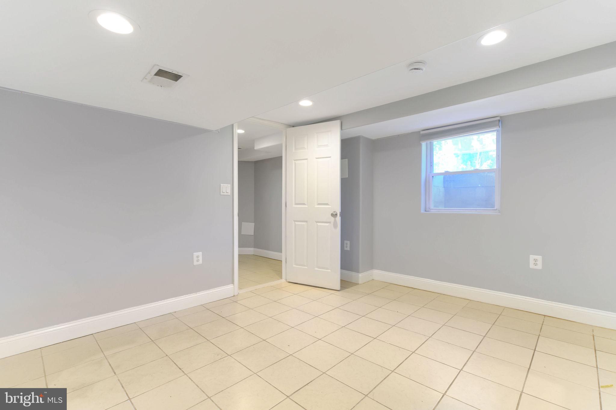 2600 Arvin Street Silver Spring, MD 20902 - Photo 10 of 16