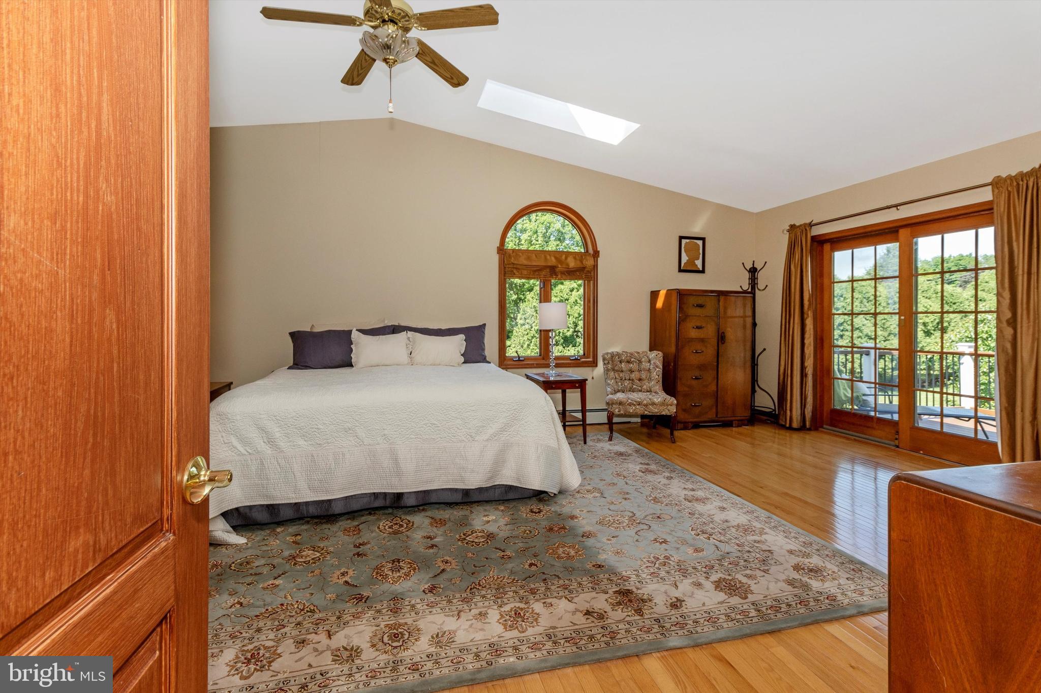 712 Brookhaven Road Wallingford, PA 19086 - Photo 33 of 65 Cathedral Ceiling and Skylight