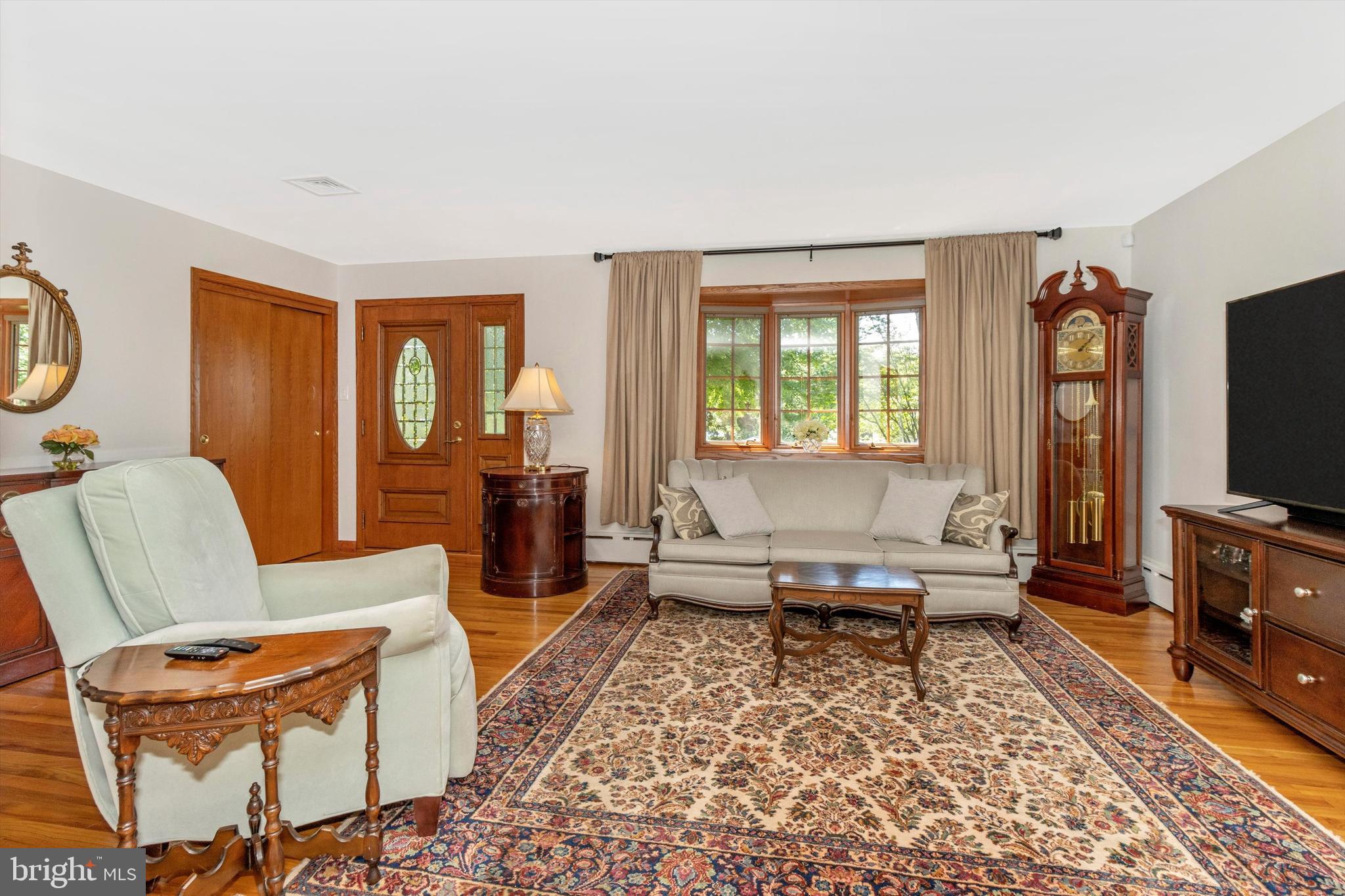 712 Brookhaven Road Wallingford, PA 19086 - Photo 4 of 65 Spacious Living Rm & Bay Window