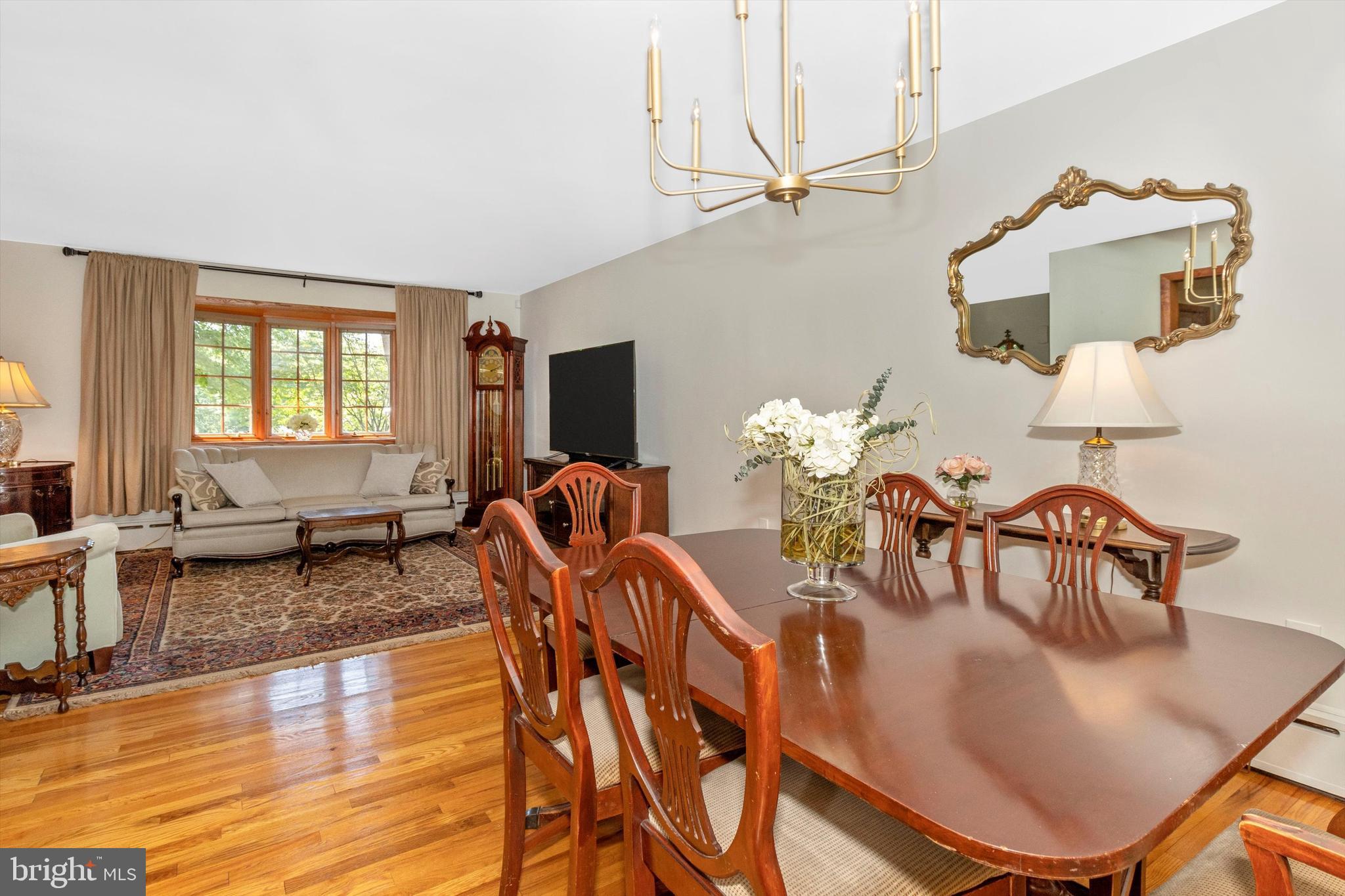 712 Brookhaven Road Wallingford, PA 19086 - Photo 5 of 65 Open flow to Dining Rm